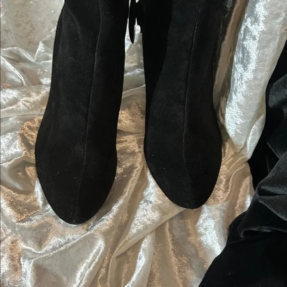 NWOB INC LEATHER BLACK SUEDE BOOTS 7 - Picture 5 of 11